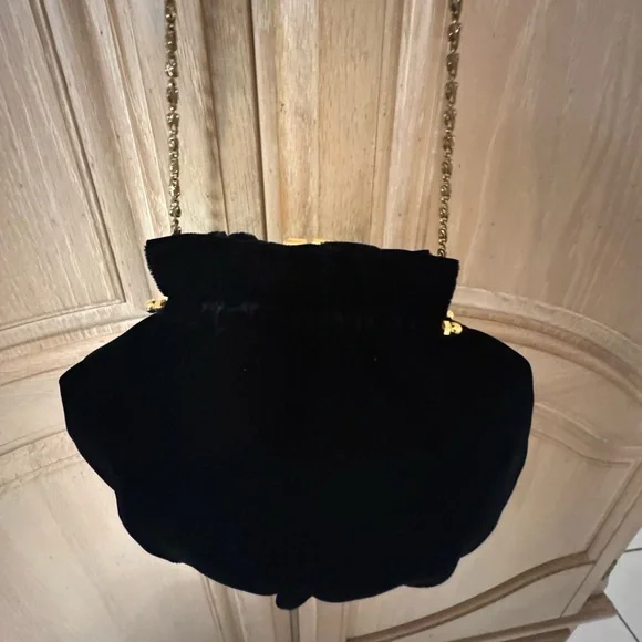 Elegant Black Velvet Evening Bag - Picture 5 of 8